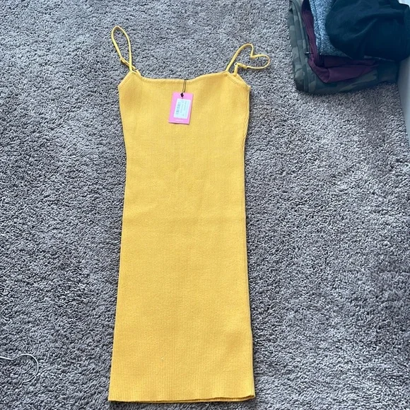 Dresses | Edikted Yellow Dress | Poshmark
